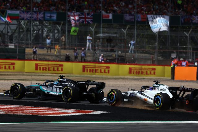 McLaren наконец получает свежий мотор Mercedes в Спа — и снова везёт новое заднее крыло