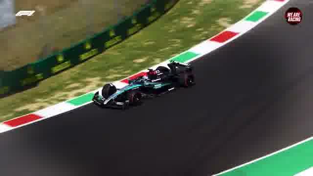 Mercedes Антонелли на скорости по трассе Монцы