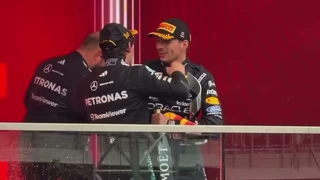 Пилоты Mercedes и Red Bull после гонки — фон для разговора о статусе и рейтингах
