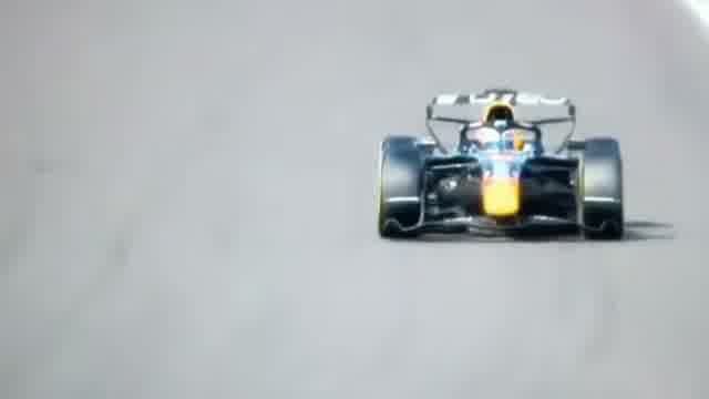 Red Bull анфас на трассе — иллюстрация к разбору