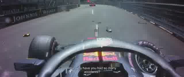 Вид из кокпита: руль Red Bull на пределе