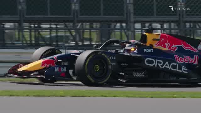 Red Bull проходит скоростной поворот